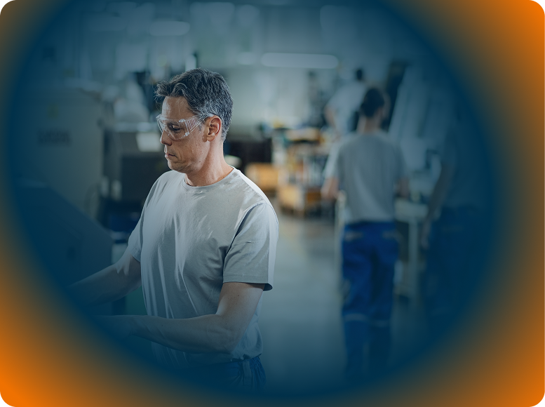 Helderis worker in Netherlands